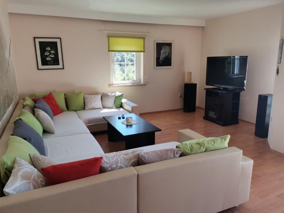 Apartment Tempera Povlja  Eksteriør bilde